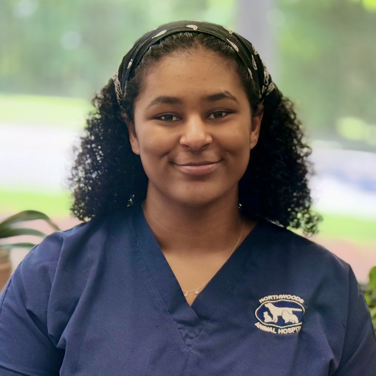 Cassidy, Receptionist
